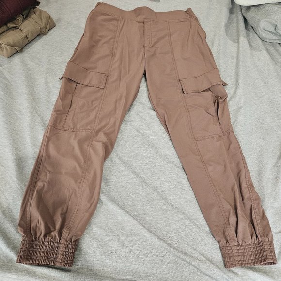 Athleta Chelsea Joggers - Picture 4 of 9